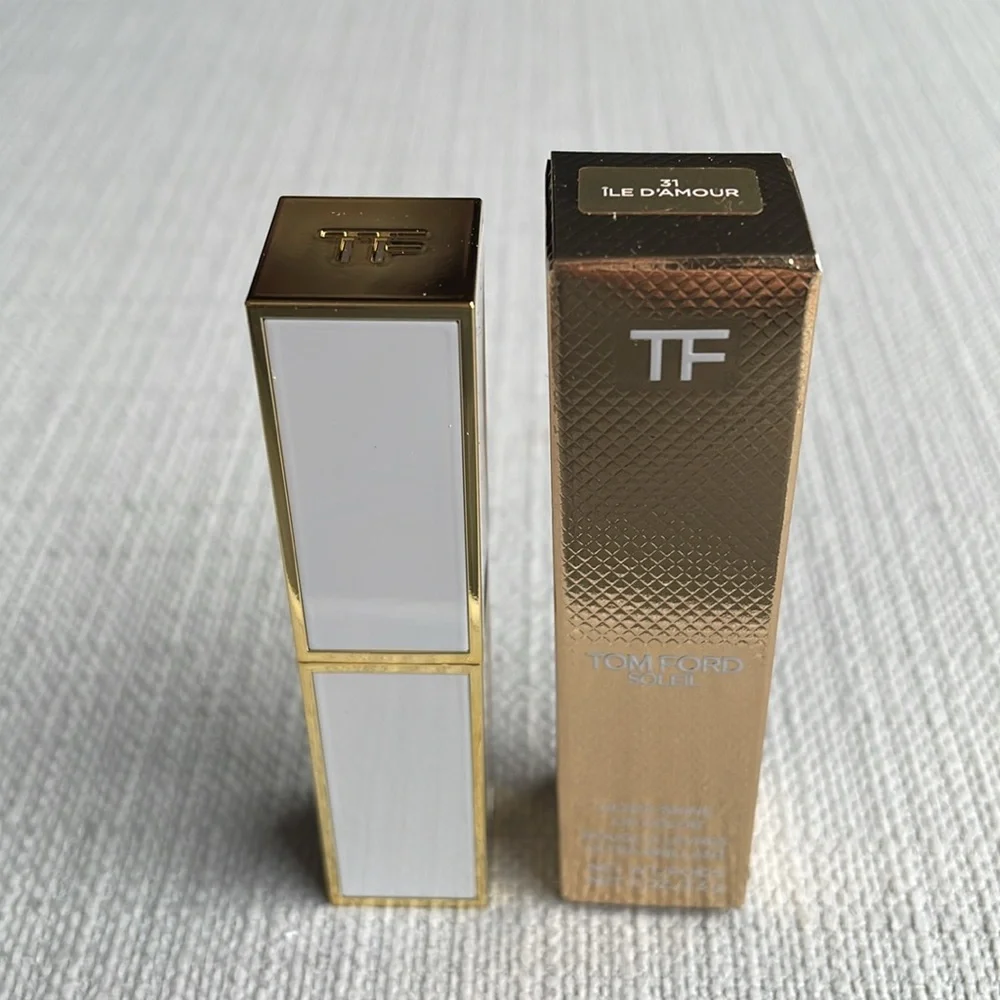 Tom ford 31 ILE D'AMOUR ultra shine color lipstick